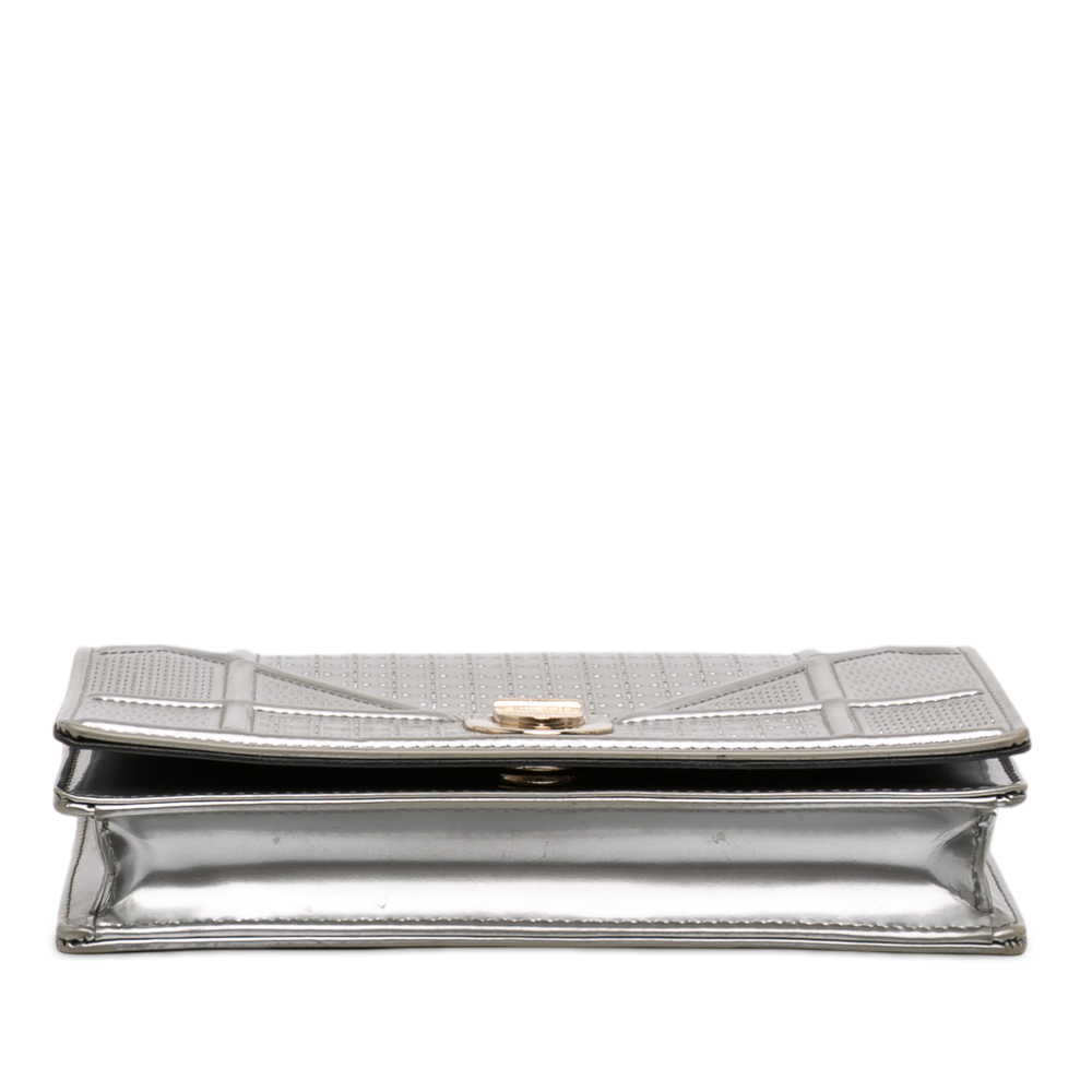 Pre-Loved Dior Metallic Patent Microcannage Diorama Wallet on Chain - Picture 3 of 11